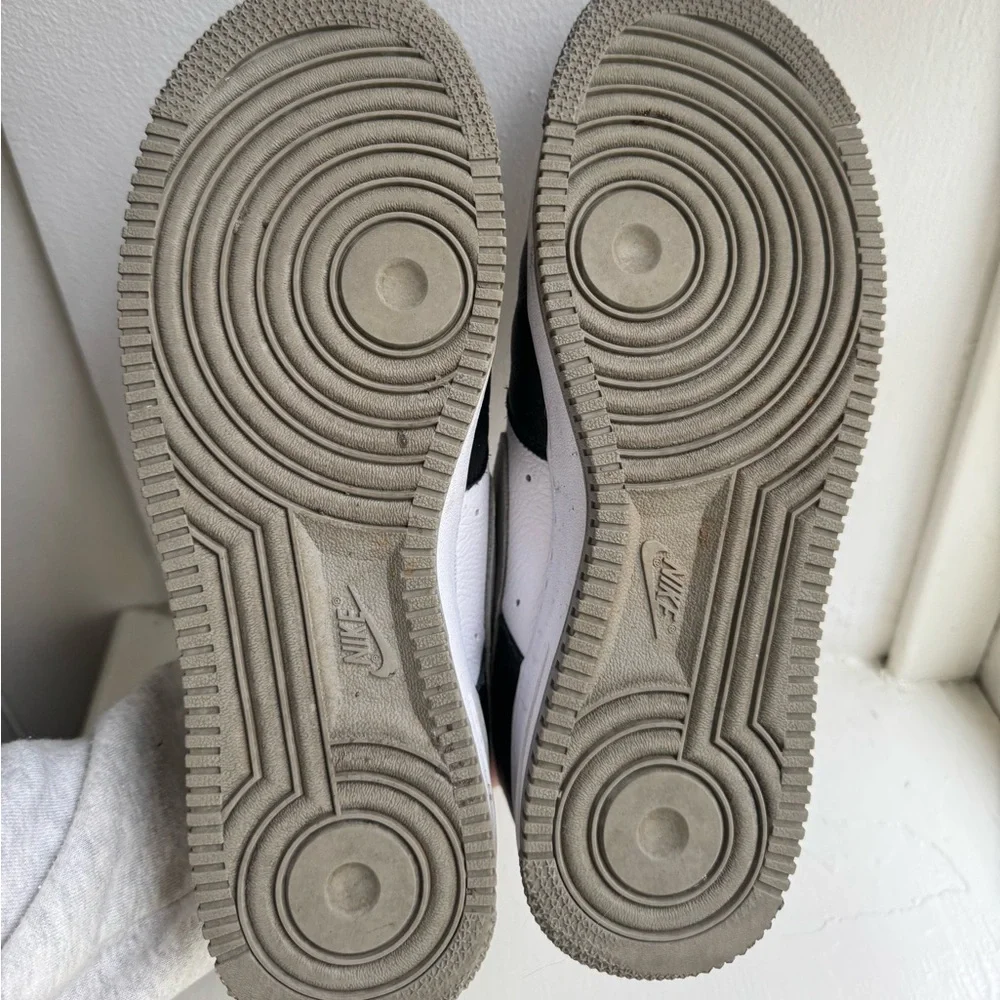 Nike Air Force 1 - Picture 5 of 5